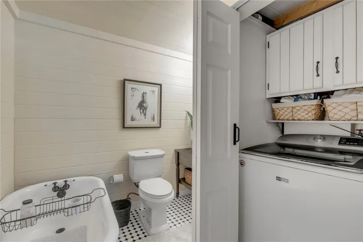 Upstairs Guest Bathroom