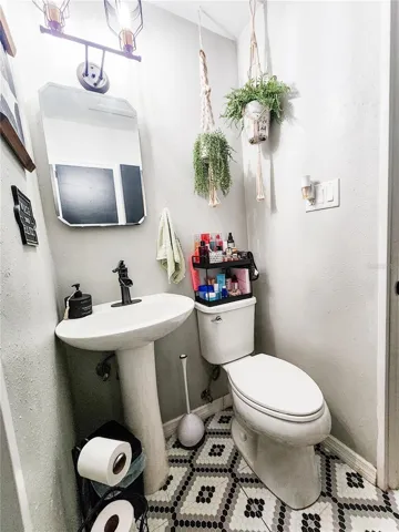 1170