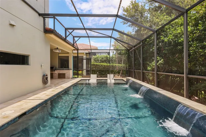 Screened-in pool enclosure