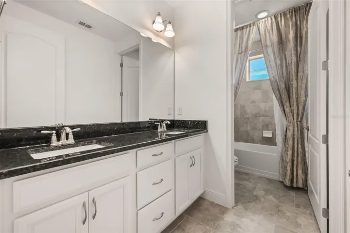 Upstairs bathroom #3