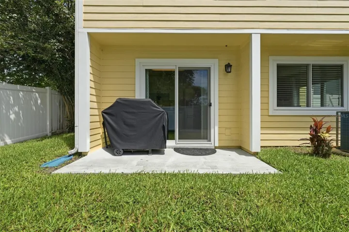 COVERED PATIO OUTSIDE KITCHEN