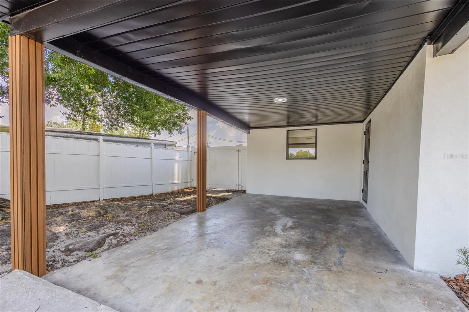Carport