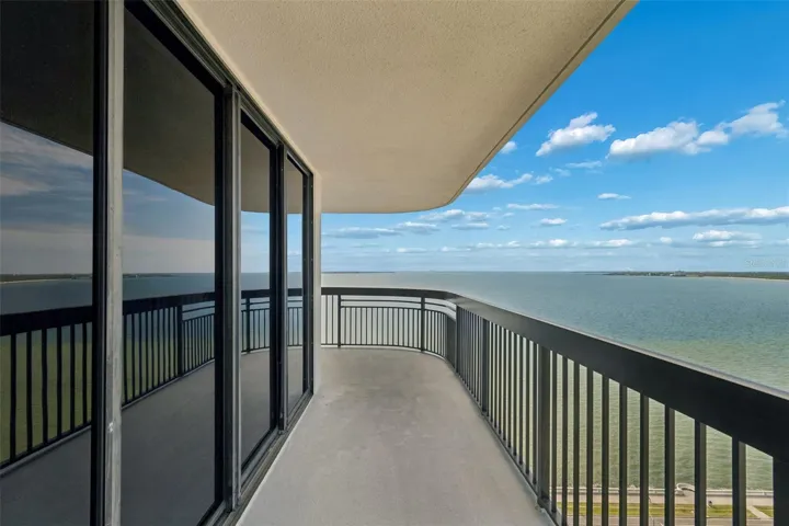 Wrap around terrace