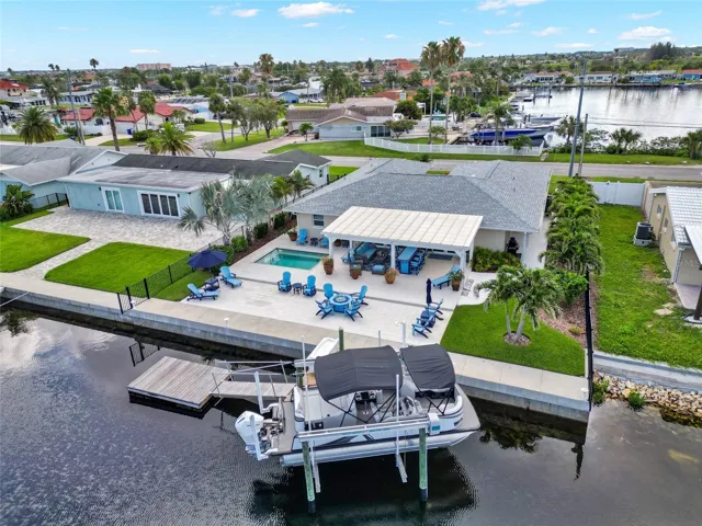 75 FT. SEAWALL.  NEW SEAWALL.  LIFT FLOATING DOCK