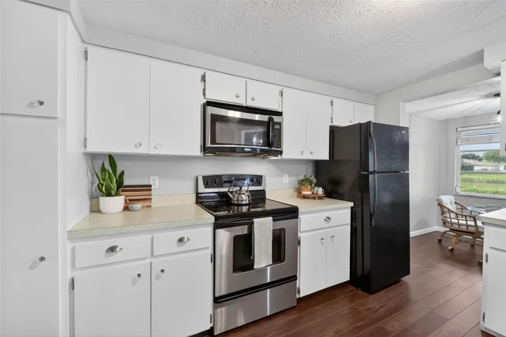 Spacious Kitchen with Extensive Storage