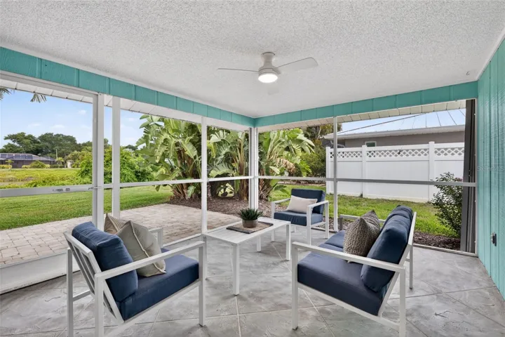 Lanai Overlooks Patio and Lake