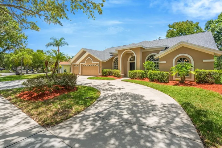 Front/Circular Driveway