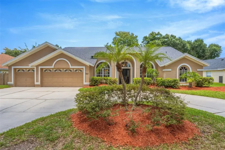 Front/Circular Driveway