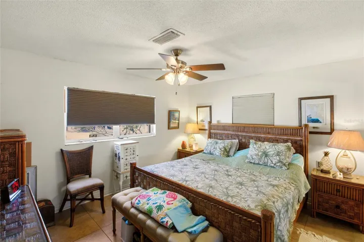 Bedroom 1.1