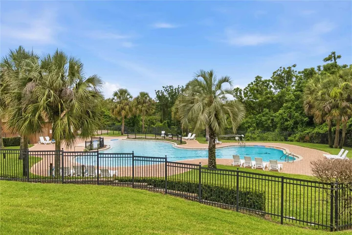 Community pool