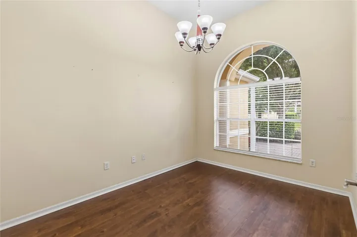 Office / Flex room