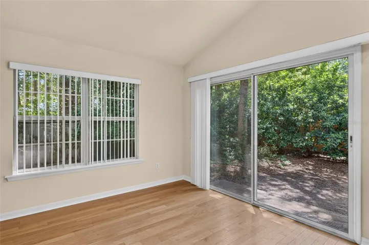 SLIDERS IN DINING AREA TO BACK YARD
