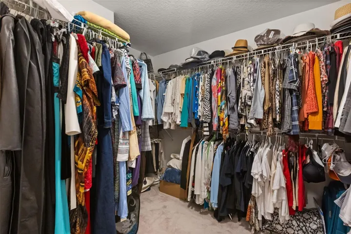 Walk-in closet