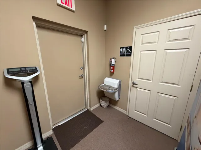 Suite 4325