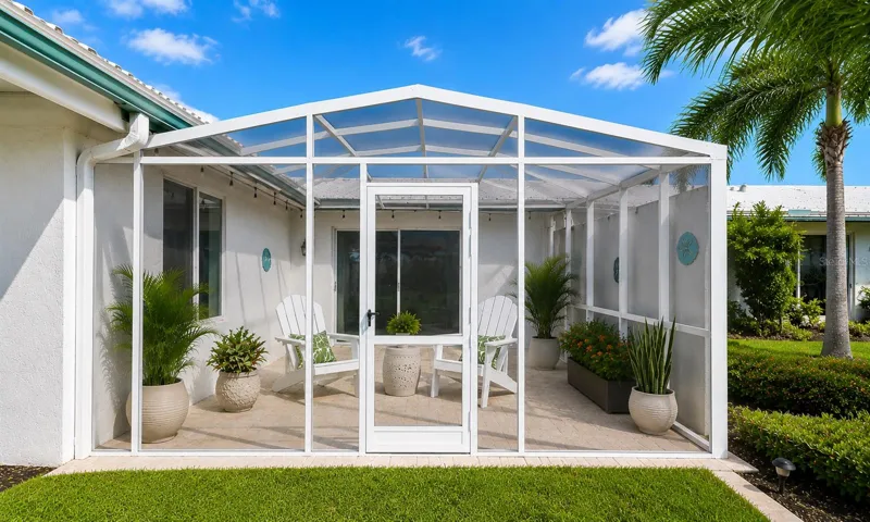 sample of what you can do with the back patio by adding a screened in cage