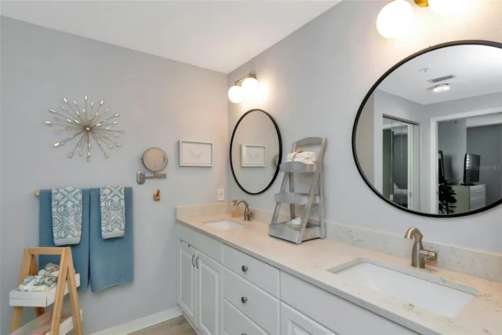 Primary bath