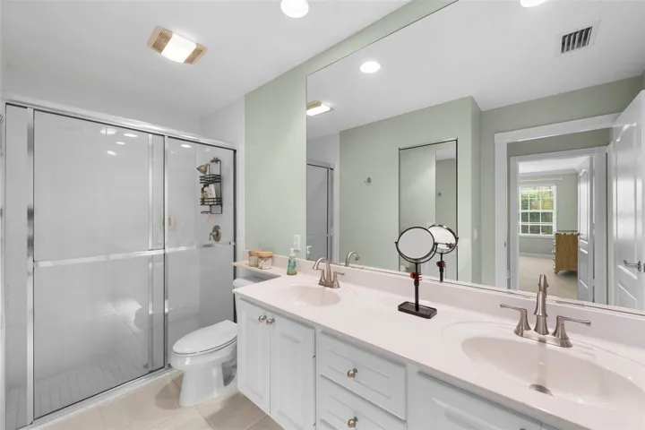 Dual vanity