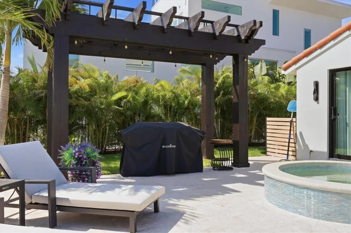 loggia grilling area