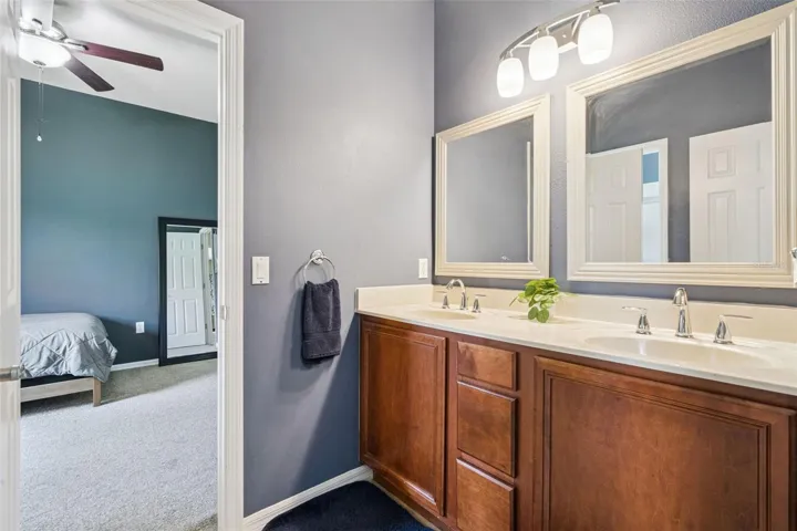 Jack &amp; Jill Bathroom