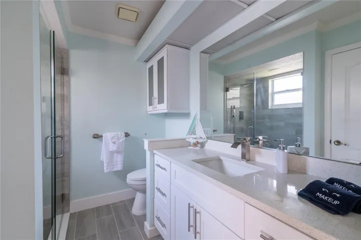 En-Suite Bathroom