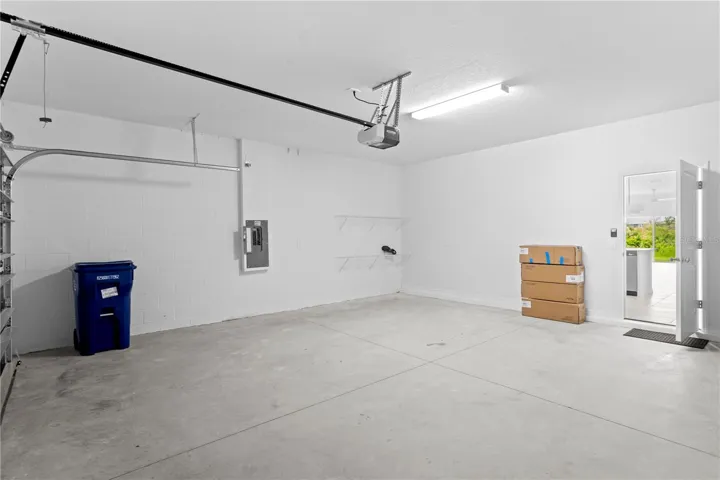 Garage w finished flooring