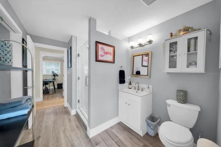 Guest/Pool Bathroom