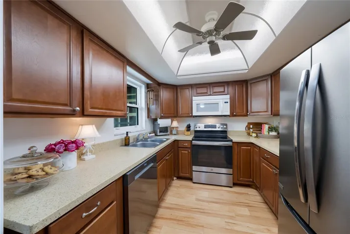 Spacious kitchen with new appliances
