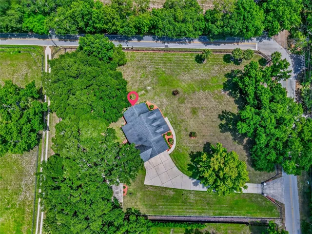 1.73 acres of land; not in a subdivision; no HOA