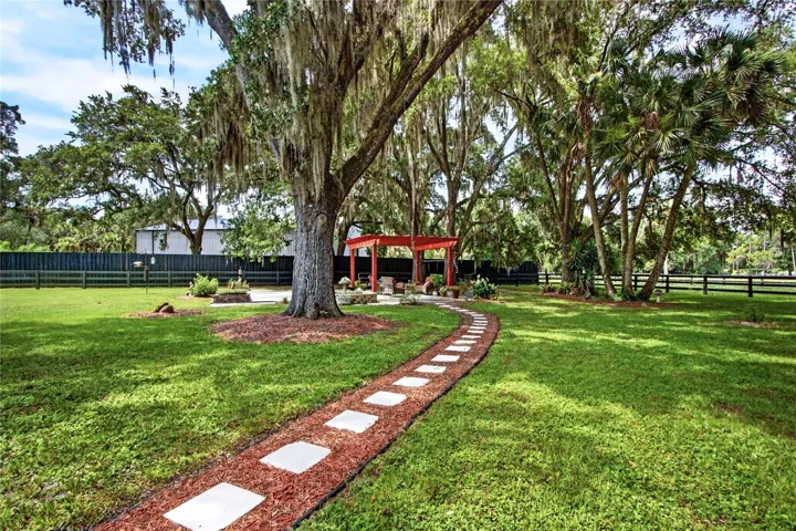 walk way to Debbier's Garden