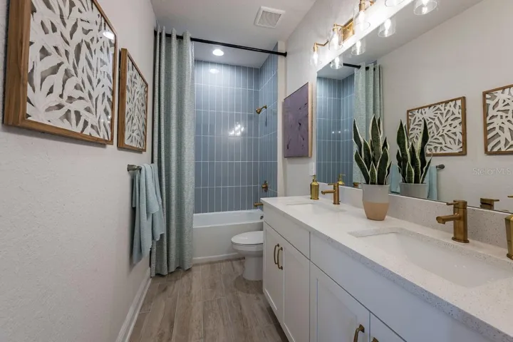 Bath 2-Photo description represents the model home of same floor plan.