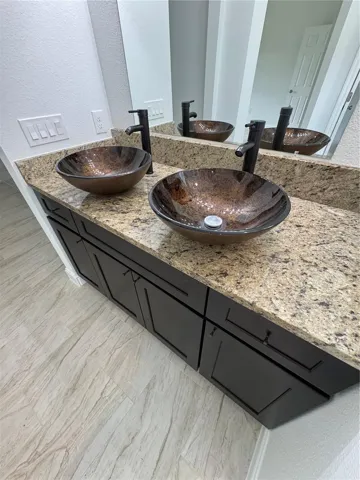 model home 1780 Converse Ct