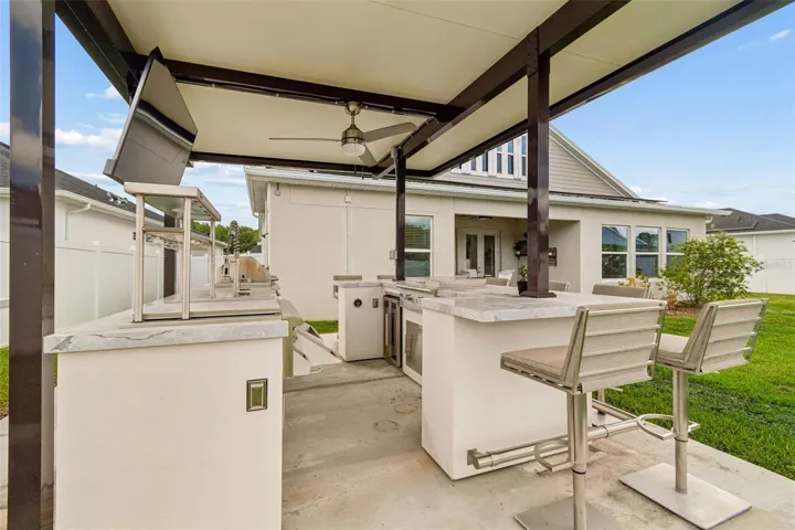 Outdoor Kitchen