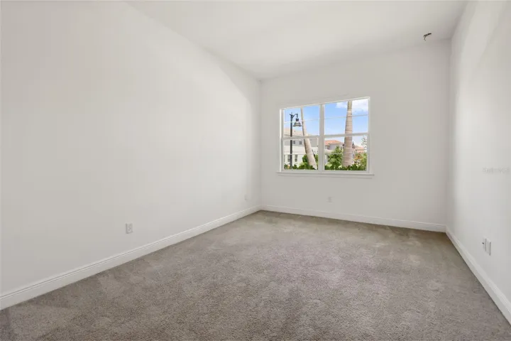 First floor guest suite