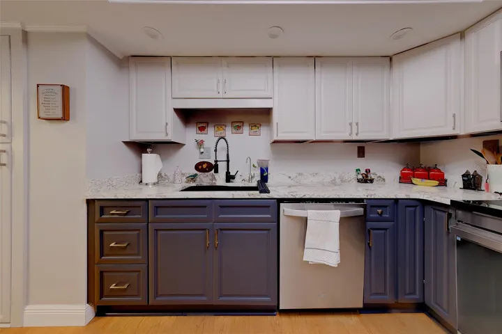 Solid Surface Counters