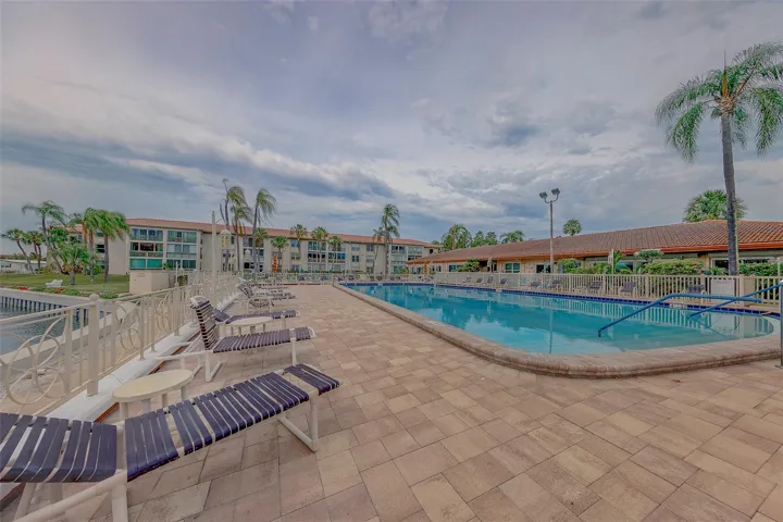 Plenty of loungers