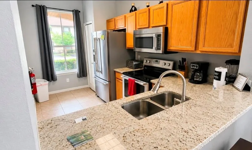 upgraded granite breakfast bar