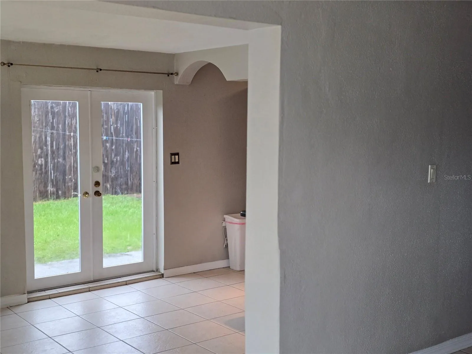 DINNING ROOM