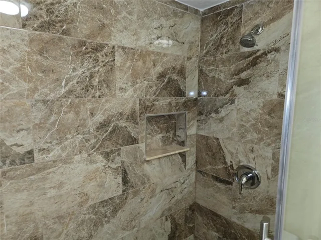 SHOWER DETAIL