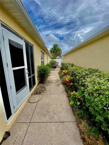 Side yard