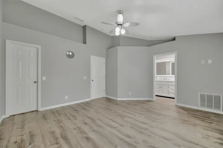 Master Bedroom with its en-suite bath