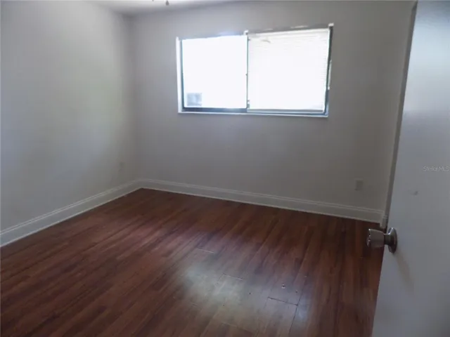 B Bedroom
