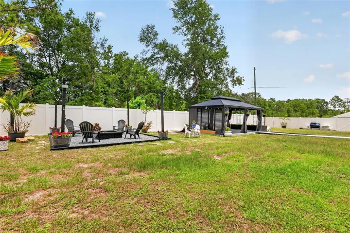 Fenced Backyard Retreat
