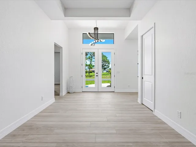 Expansive Foyer