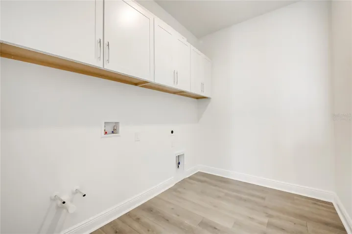 Virtually Staged  Sample Image