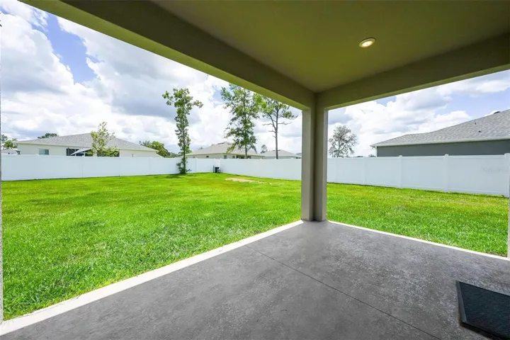 Covered rear lanai