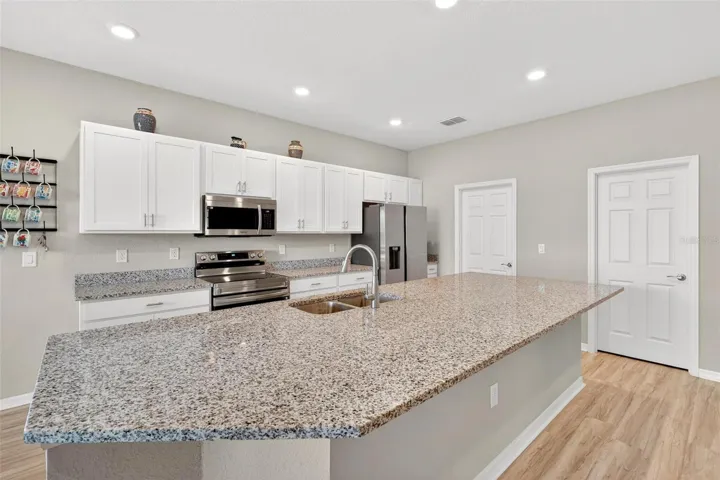 Oversized kitchen island