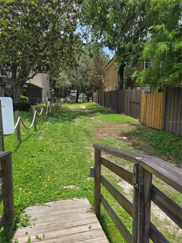 Walk way to the lake view 2