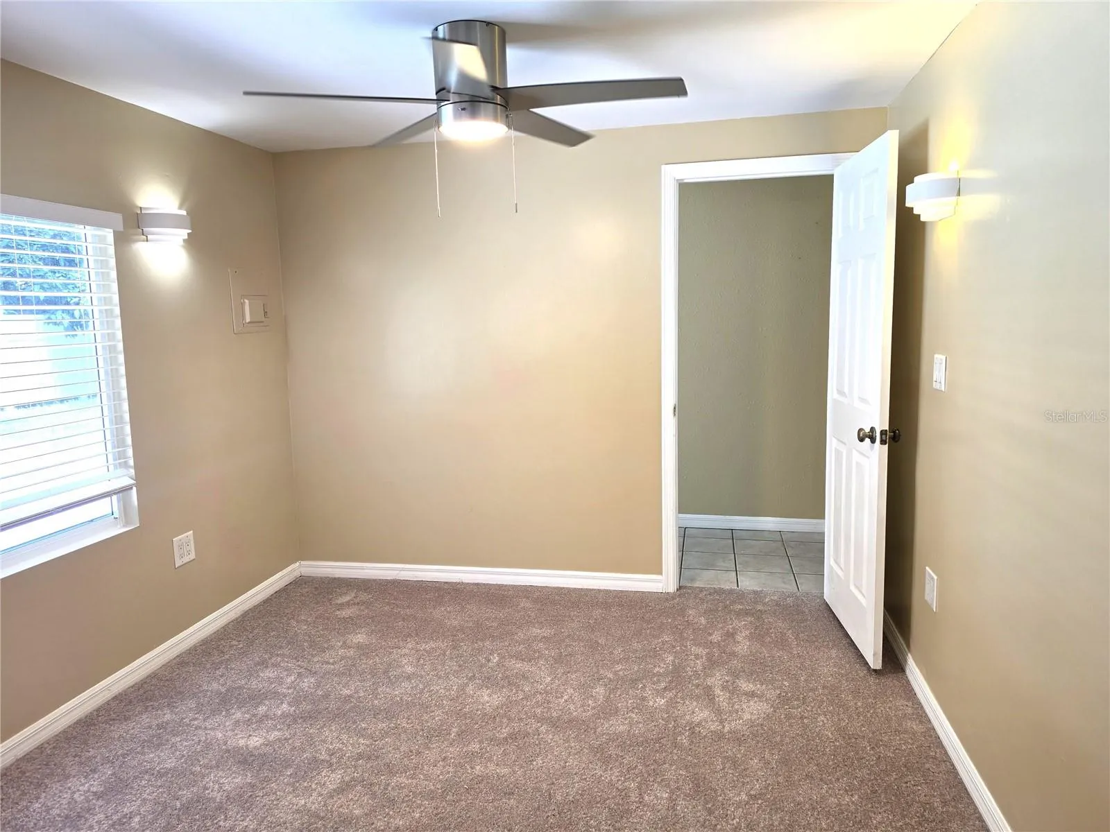 Primary Bedroom - NEW CARPET