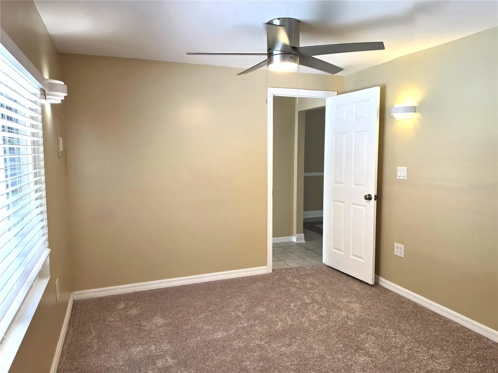 Primary Bedroom - NEW CARPET