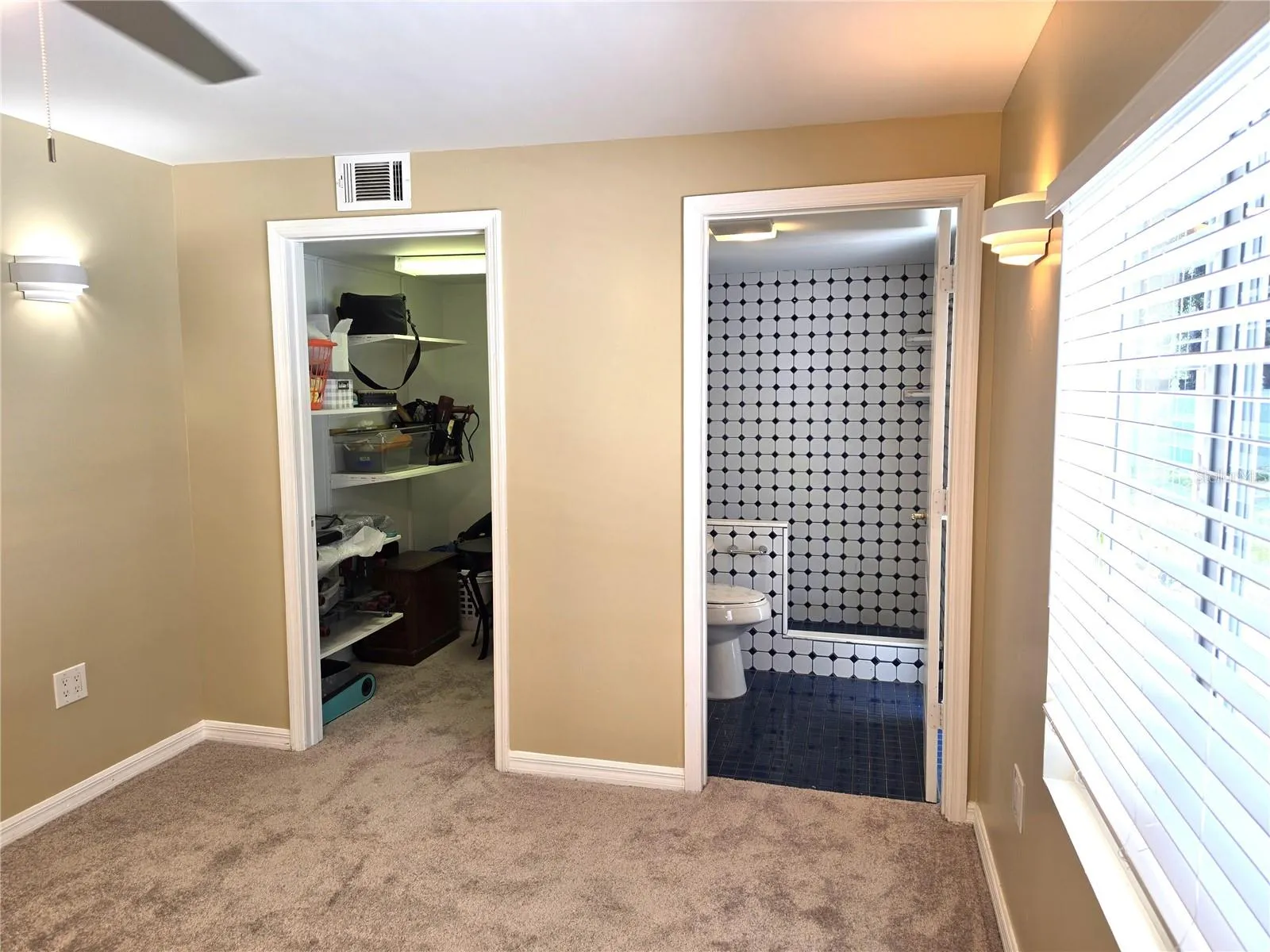 Primary Bedroom - NEW CARPET